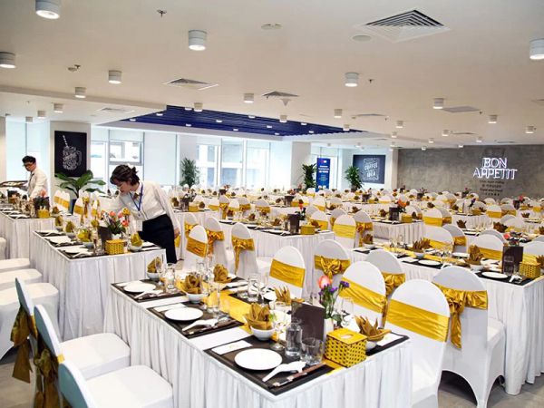 Tiệc công ty